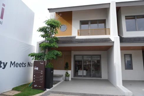Rumah Hoshi H6 Bekasi tampak depan