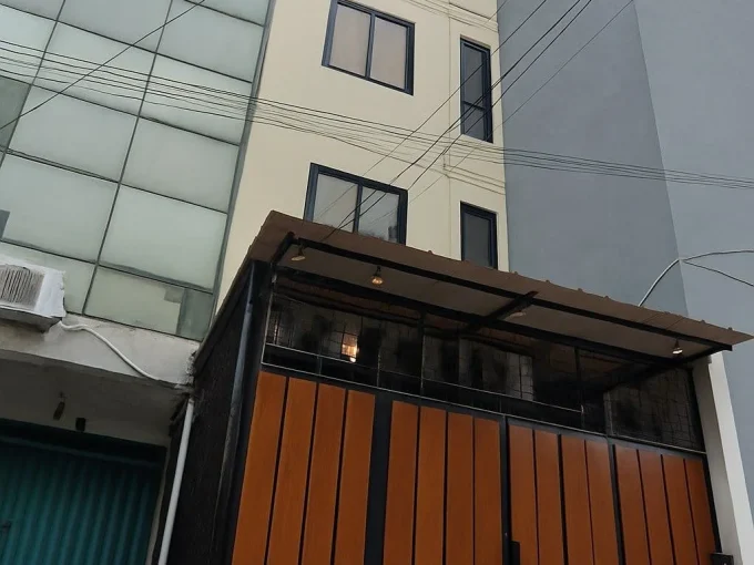Rumah kos dijual di Tanah Sereal Jakarta Barat