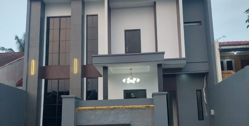 Rumah Taman Raya Citra Raya Cikupa Tangerang tampak depan